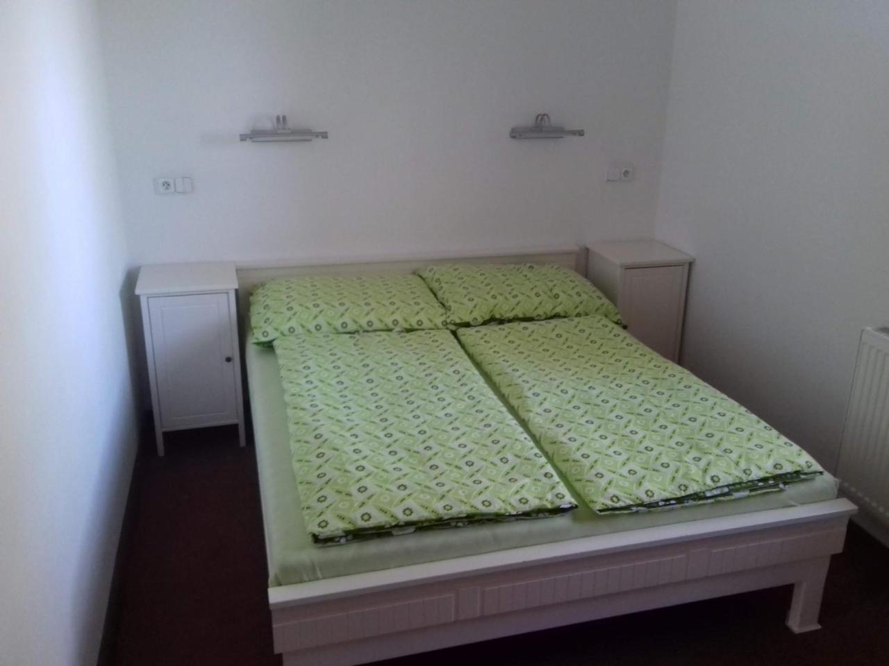 Hostinec Na Lipce Havlickuv Brod Exterior photo